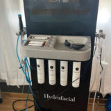 Hydrafacial Syndeo 2024 skin rejuvenation system for facial cleansing, exfoliation, hydration, and skin revitalization treatments