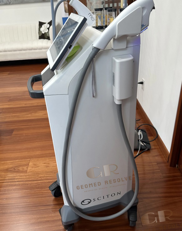 Sciton MJOULE BBL Moxi 2022 Advanced Skin Rejuvenation Laser System Sciton MJOULE BBL and Moxi Handpiece 2022 aesthetic laser system for skin rejuvenation treatments