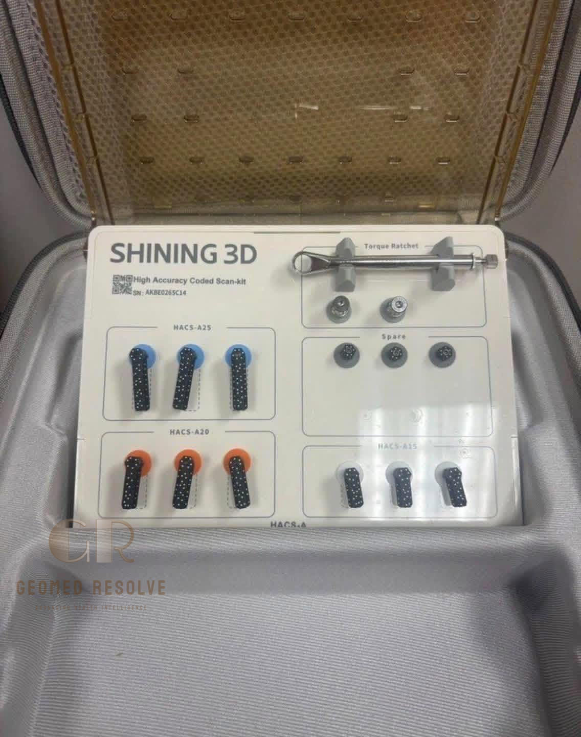 SHINING 3D Aoralscan Elite Wireless Intraoral Scanner SHINING 3D Aoralscan Elite Wireless intraoral scanner for accurate digital dental impressions and 3D scanning