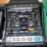 Fujikura 70S fiber fusion splicer for SM and MM optical fiber core alignment and professional fiber optic network installation